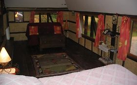 Chambres D'hotes La Ferme Saint Nicolas Saint-symphorien-sur-coise 3*